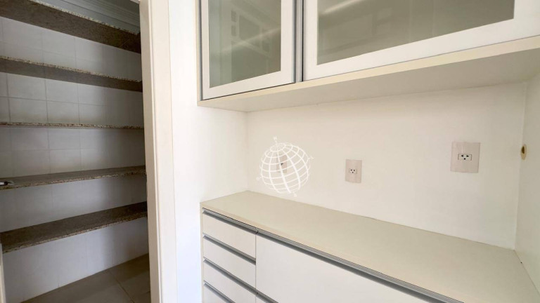 Imagem Casa com 4 Quartos à Venda, 365 m² em Vila Petrópolis - Atibaia Imagem Casa com 4 Quartos à Venda, 365 m² em Vila Petrópolis - Atibaia