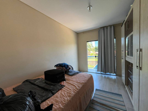 Imagem Casa com 3 Quartos à Venda, 190 m² em Centro - Balneário Barra Do Sul Imagem Casa com 3 Quartos à Venda, 190 m² em Centro - Balneário Barra Do Sul