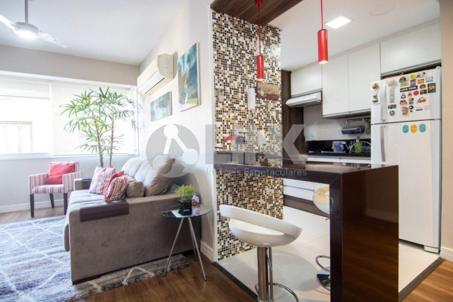 Imagem Apartamento com 2 Quartos à Venda, 70 m² em Higienópolis - Porto Alegre Imagem Apartamento com 2 Quartos à Venda, 70 m² em Higienópolis - Porto Alegre