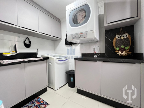 Imagem Apartamento com 4 Quartos à Venda, 190 m² em Meia Praia Imagem Apartamento com 4 Quartos à Venda, 190 m² em Meia Praia