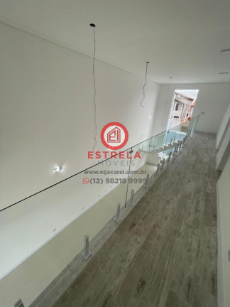 Imagem Casa com 3 Quartos à Venda, 243 m² em Loteamento Villa Branca - Jacareí Imagem Casa com 3 Quartos à Venda, 243 m² em Loteamento Villa Branca - Jacareí
