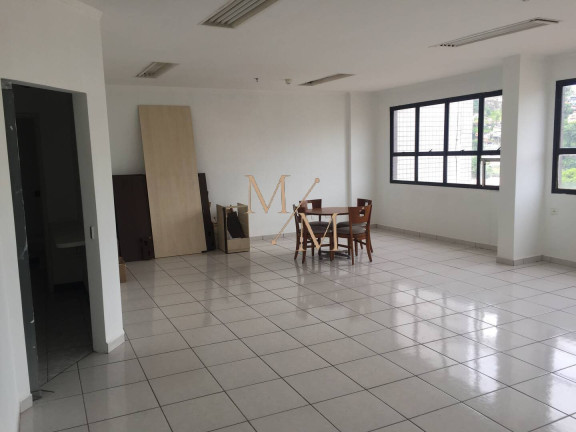 Sala Comercial à Venda, 81 m² em Centro - Santos