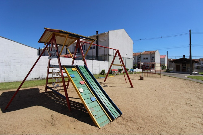 Imagem Casa com 3 Quartos à Venda, 144 m² em Hípica - Porto Alegre Imagem Casa com 3 Quartos à Venda, 144 m² em Hípica - Porto Alegre