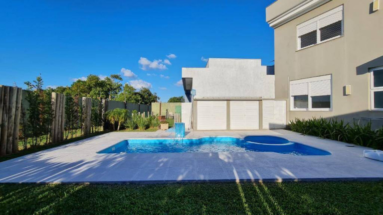 Imagem Casa com 4 Quartos à Venda, em Rainha Do Mar - Xangri-lá Imagem Casa com 4 Quartos à Venda, em Rainha Do Mar - Xangri-lá