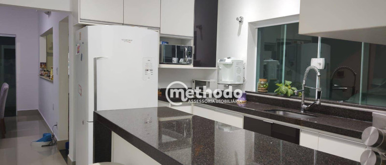 Imagem Casa com 4 Quartos à Venda, 182 m² em Taquaral - Campinas Imagem Casa com 4 Quartos à Venda, 182 m² em Taquaral - Campinas