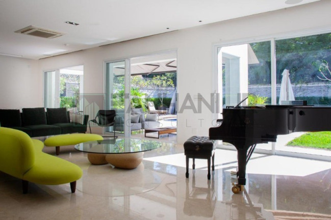 Imagem Casa com 4 Quartos à Venda, 700 m² em Jardim Europa - São Paulo