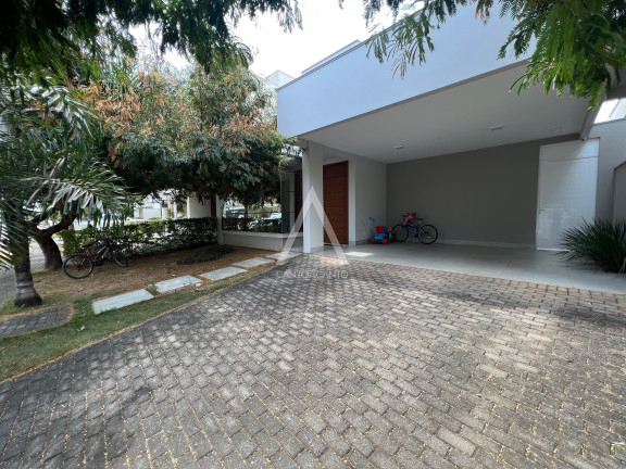 Casa com 3 Quartos à Venda, 417 m² em Condomínio Portal Da Mata - Sinop