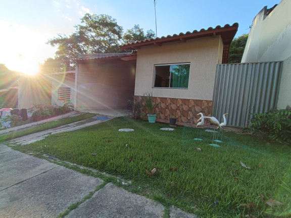Imagem Casa de Condomínio com 3 Quartos à Venda, 125 m² em Parque Sao Jorge - Aparecida De Goiania