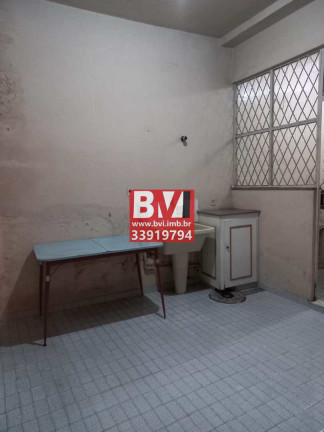 Imagem Casa com 5 Quartos à Venda, 250 m² em Vila Kosmos - Rio De Janeiro Imagem Casa com 5 Quartos à Venda, 250 m² em Vila Kosmos - Rio De Janeiro