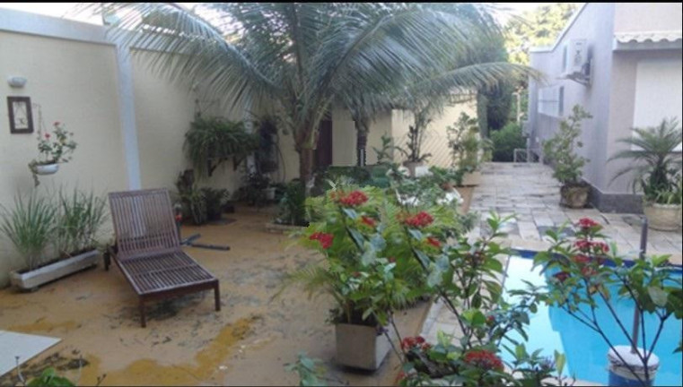 Imagem Casa com 3 Quartos à Venda, 305 m² em Jardim Guanabara - Rio De Janeiro