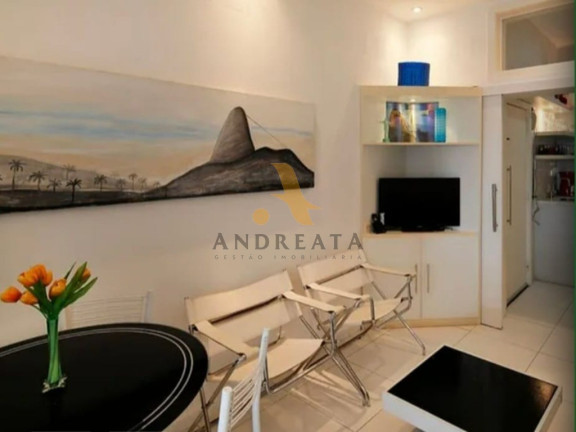 Foto do imóvel Apartamento com 1 Quarto à Venda, 42 m² em Copacabana - Rio De Janeiro