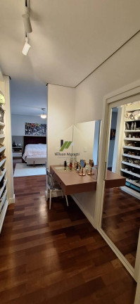 Imagem Casa de Condomínio com 3 Quartos à Venda, 328 m²