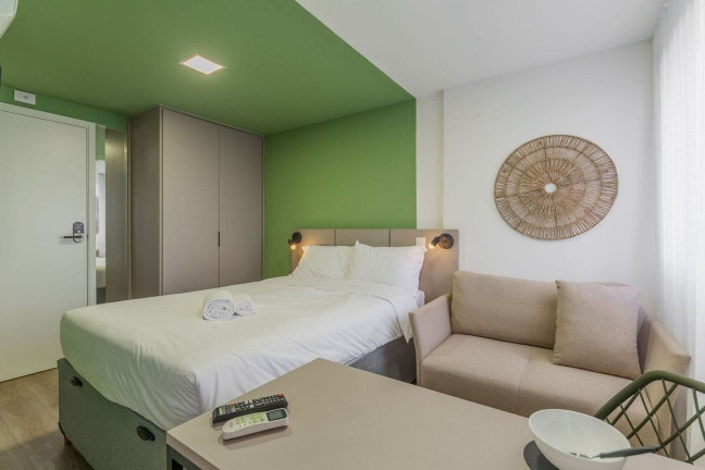Apartamento com 1 Quarto para Alugar, 17 m² em Prado Velho - Curitiba