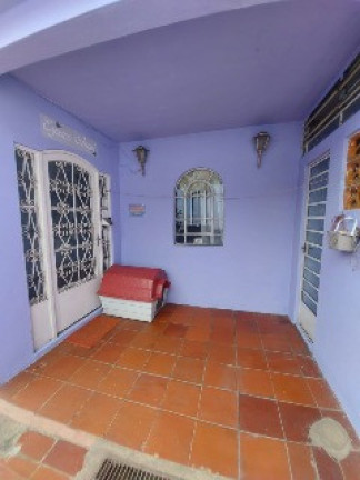 Imagem Casa com 2 Quartos à Venda, 100 m² em Vila Brasilina - São Paulo