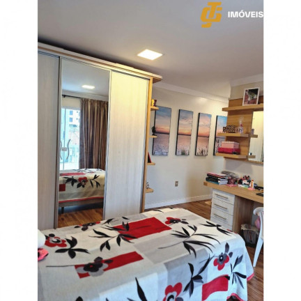 Imagem Casa com 5 Quartos à Venda, 518 m² em Centro - Camboriú Imagem Casa com 5 Quartos à Venda, 518 m² em Centro - Camboriú