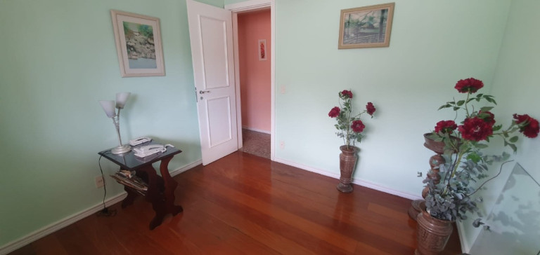 Imagem Apartamento com 4 Quartos à Venda, 150 m² em Icaraí - Niterói