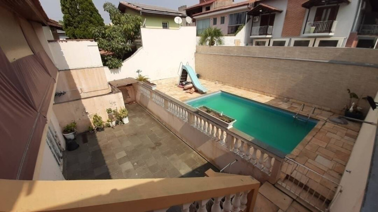 Imagem Casa de Condomínio com 4 Quartos à Venda, 329 m² em Iporanga - Sorocaba