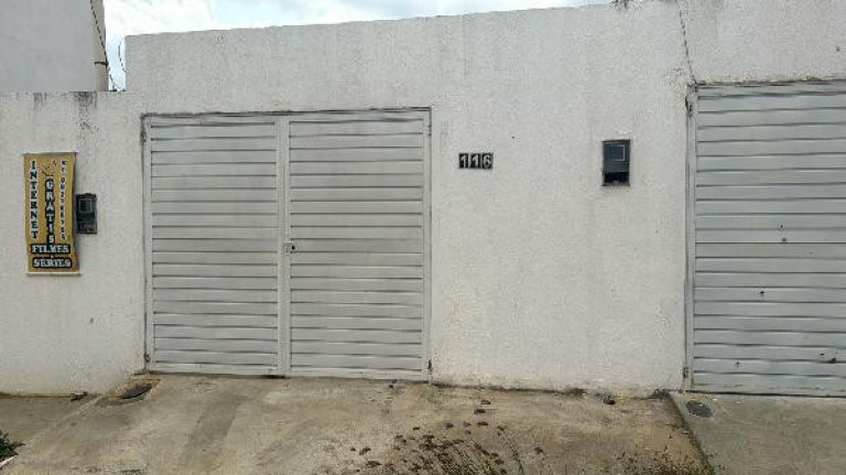 Casa com 2 Quartos à Venda, 79 m² em Manhosa - Santa Cruz Do Capibaribe