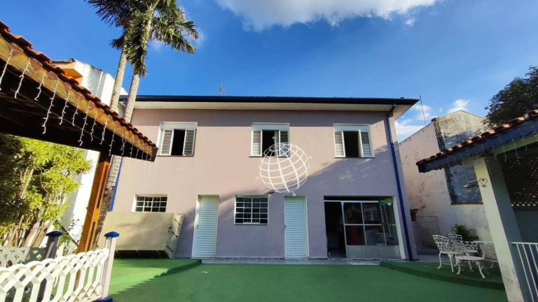 Imagem Casa com 3 Quartos à Venda ou Locação, 266 m² em Centro - Atibaia