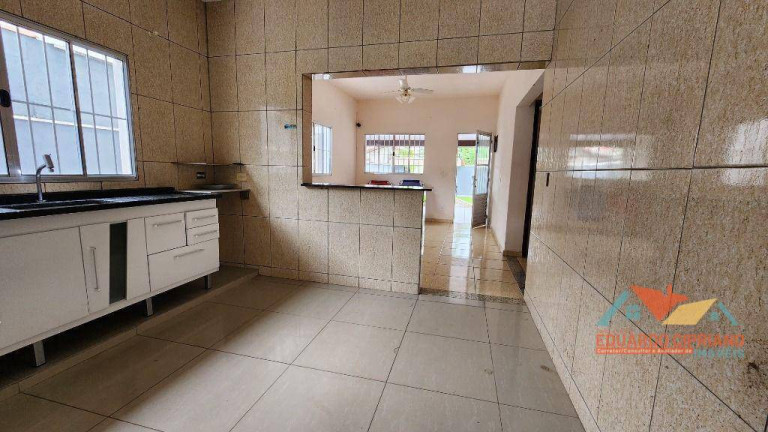 Imagem Casa com 3 Quartos à Venda, 120 m² em Massaguaçu - Caraguatatuba