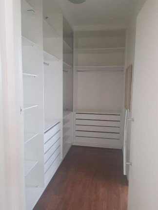 Imagem Sobrado com 3 Quartos à Venda, 240 m² em Independência - Taubaté Imagem Sobrado com 3 Quartos à Venda, 240 m² em Independência - Taubaté
