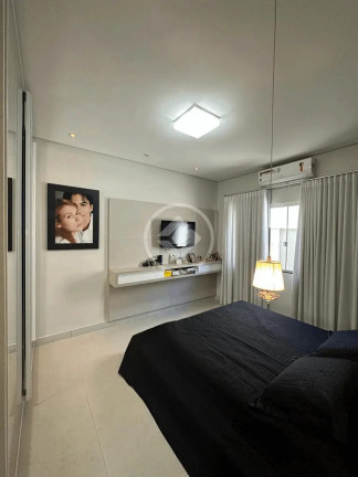 Imagem Casa com 3 Quartos à Venda, 200 m² em Condomínio Do Lago - Goiânia Imagem Casa com 3 Quartos à Venda, 200 m² em Condomínio Do Lago - Goiânia