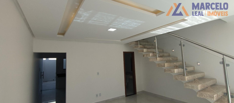 Imagem Casa com 3 Quartos à Venda, 130 m² em Felicia - Vitória Da Conquista Imagem Casa com 3 Quartos à Venda, 130 m² em Felicia - Vitória Da Conquista