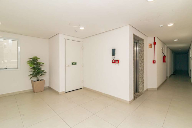 Imagem Apartamento com 2 Quartos à Venda, 71 m² em São João - Porto Alegre Imagem Apartamento com 2 Quartos à Venda, 71 m² em São João - Porto Alegre
