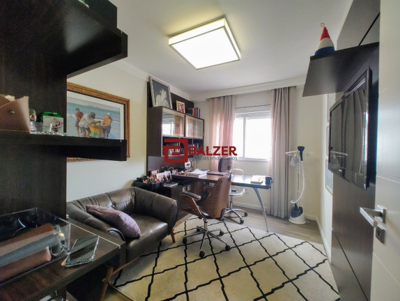 Imagem Apartamento com 3 Quartos à Venda, 131 m² em Centro - Florianópolis Imagem Apartamento com 3 Quartos à Venda, 131 m² em Centro - Florianópolis
