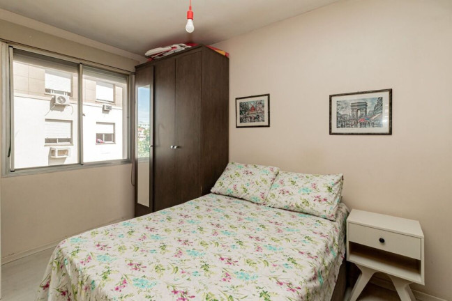 Imagem Apartamento com 2 Quartos à Venda, 55 m² em Teresópolis - Porto Alegre