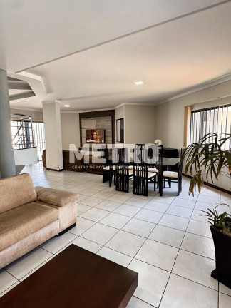 Imagem Casa com 2 Quartos à Venda, 220 m² em Centro - Petrolina Imagem Casa com 2 Quartos à Venda, 220 m² em Centro - Petrolina