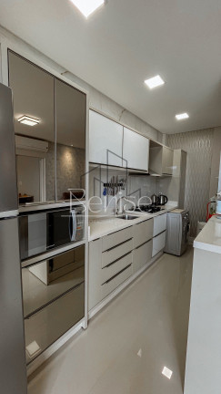 Imagem Apartamento com 2 Quartos à Venda, 76 m² em Rio Pequeno - Camboriú