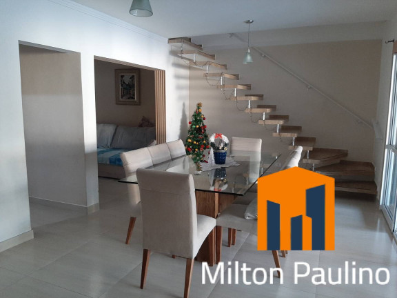 Imagem Casa com 5 Quartos à Venda, 340 m² em Itanhaém Imagem Casa com 5 Quartos à Venda, 340 m² em Itanhaém