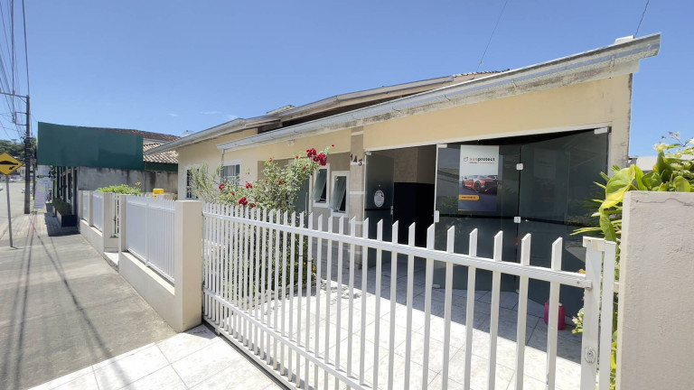 Imagem Casa com 3 Quartos à Venda, 335 m² em Centro - Barra Velha Imagem Casa com 3 Quartos à Venda, 335 m² em Centro - Barra Velha