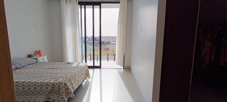 Imagem Casa com 3 Quartos à Venda, 253 m² em Setor Sul Jamil Miguel - Anápolis