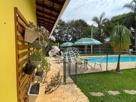 Chácara com 4 Quartos à Venda, 400 m² em Sul Brasil - Atibaia