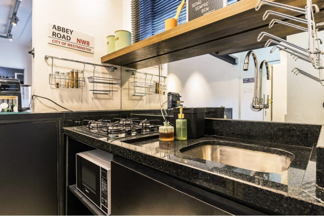 Imagem Apartamento com 1 Quarto à Venda, 22 m² em Floresta - Porto Alegre