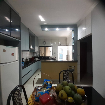 Imagem Sobrado com 4 Quartos à Venda, 260 m² em Parque Real De Goiânia - Aparecida De Goiânia