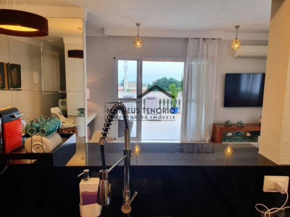 Imagem Cobertura com 3 Quartos à Venda, 177 m²