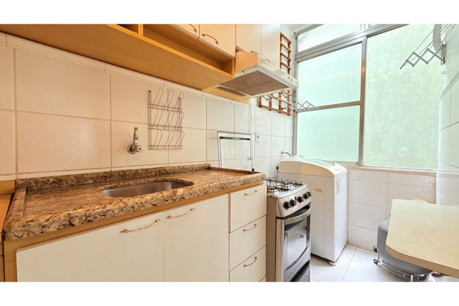 Imagem Apartamento com 2 Quartos à Venda, 49 m² em Centro Histórico - Porto Alegre Imagem Apartamento com 2 Quartos à Venda, 49 m² em Centro Histórico - Porto Alegre