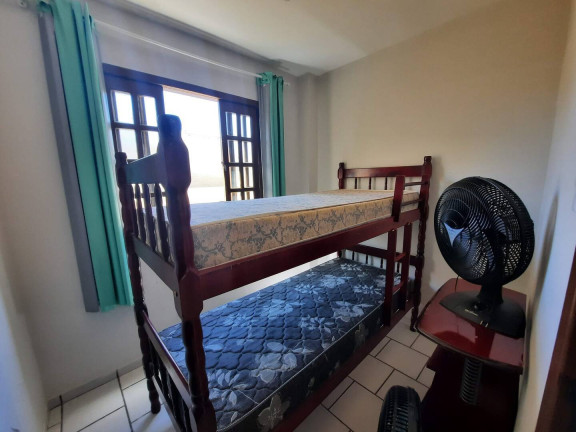 Imagem Casa com 3 Quartos para Temporada,  em José Amandio - Bombinhas