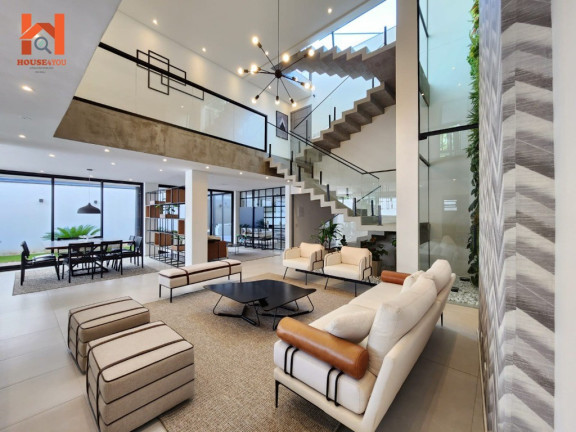 Casa com 3 Quartos à Venda, 313 m² em Jardim Londrina - São Paulo
