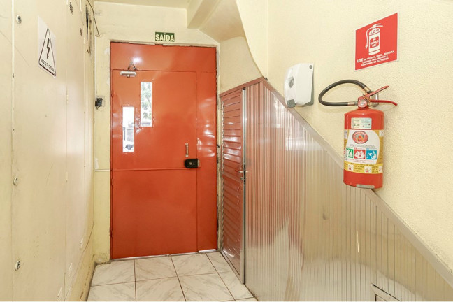 Imagem Apartamento com 3 Quartos à Venda, 83 m² em Santana - Porto Alegre Imagem Apartamento com 3 Quartos à Venda, 83 m² em Santana - Porto Alegre