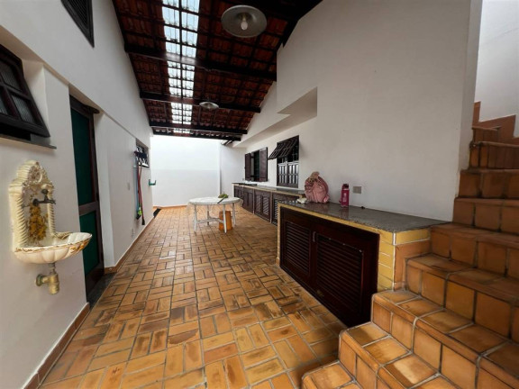 Imagem Casa com 5 Quartos à Venda, 390 m² em Flórida - Praia Grande Imagem Casa com 5 Quartos à Venda, 390 m² em Flórida - Praia Grande