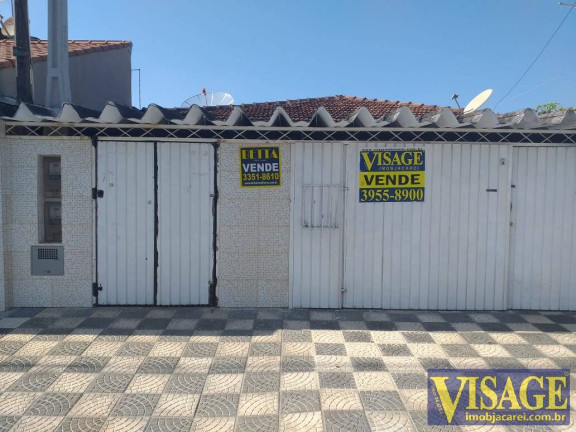 Casa com 3 Quartos à Venda,  em Cid. Salvador - Jacareí
