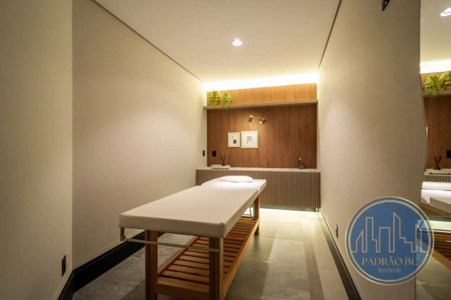 Imagem Apartamento com 4 Quartos à Venda, 146 m² em Pioneiros - Balneário Camboriú Imagem Apartamento com 4 Quartos à Venda, 146 m² em Pioneiros - Balneário Camboriú