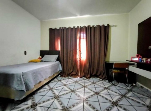 Imagem Casa com 4 Quartos à Venda, 210 m² em Taguatinga Norte (taguatinga) - Brasília