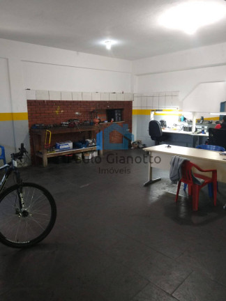 Imagem Casa com 6 Quartos à Venda, 300 m² em Jardim Araruama - Cotia Imagem Casa com 6 Quartos à Venda, 300 m² em Jardim Araruama - Cotia