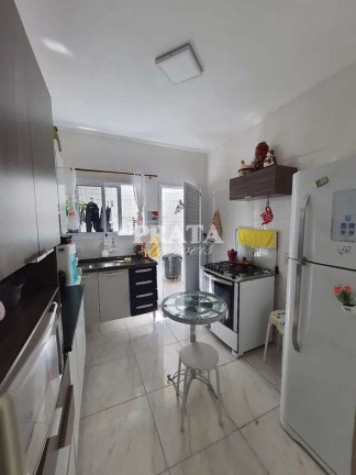 Imagem Casa com 2 Quartos à Venda, 62 m² em Guilhermina - Praia Grande
