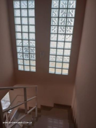Imagem Casa à Venda, em Chácara Real - Cotia Imagem Casa à Venda, em Chácara Real - Cotia